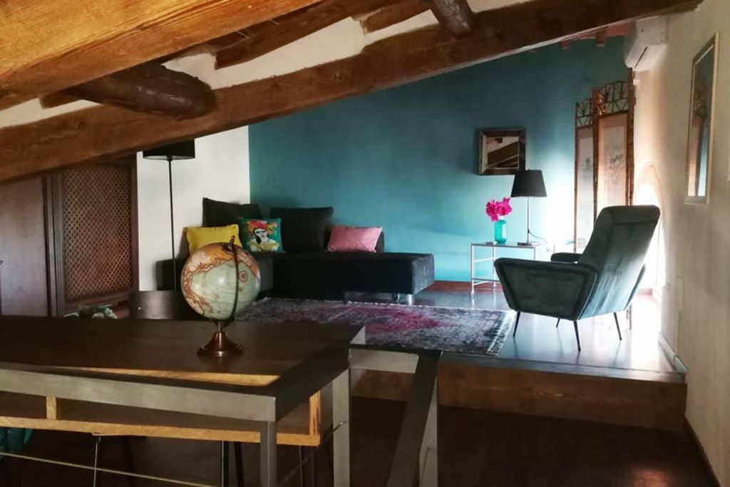Appartement La Dimora Di Kinzica à Pise Extérieur photo
